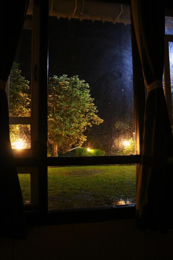The Nettle And Fern Farmstay Pelling Bagian luar foto